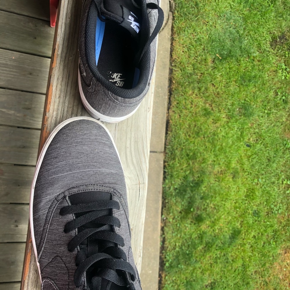 Nike SB’s.